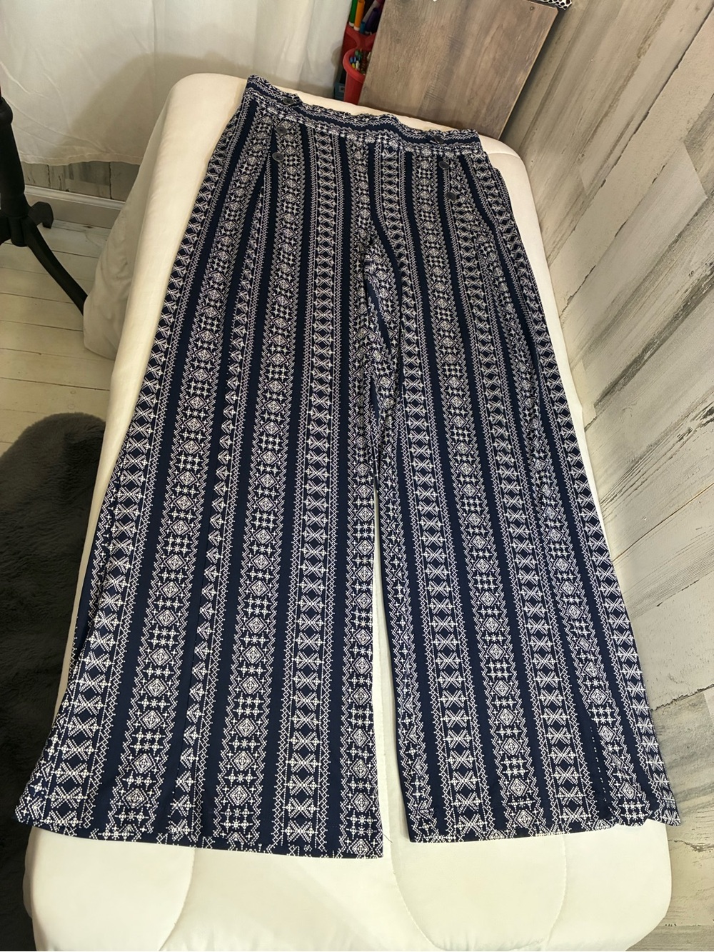 Robert Louis Navy and White Patterned Wide-Leg Pants Women’s Sz 1X Boho vibe
